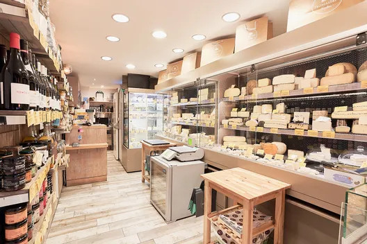 Devanture historique de la Fromagerie Kalou, 24 avenue de Mazargues, Marseille 8e